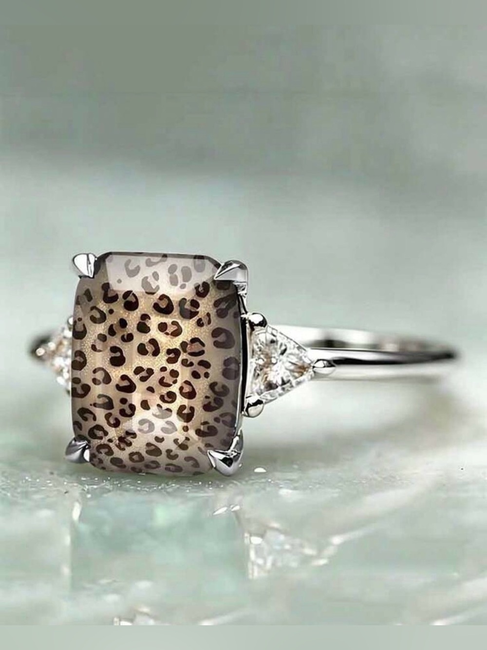 Leopard Print Rectangular Cabochon Statement Ring - Silver Color - Picture 2 of 3
